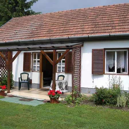 Apartment In 18036 Balatonbereny