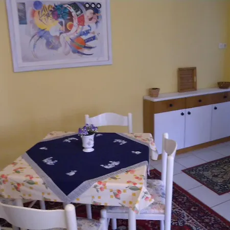 Apartment In 18036